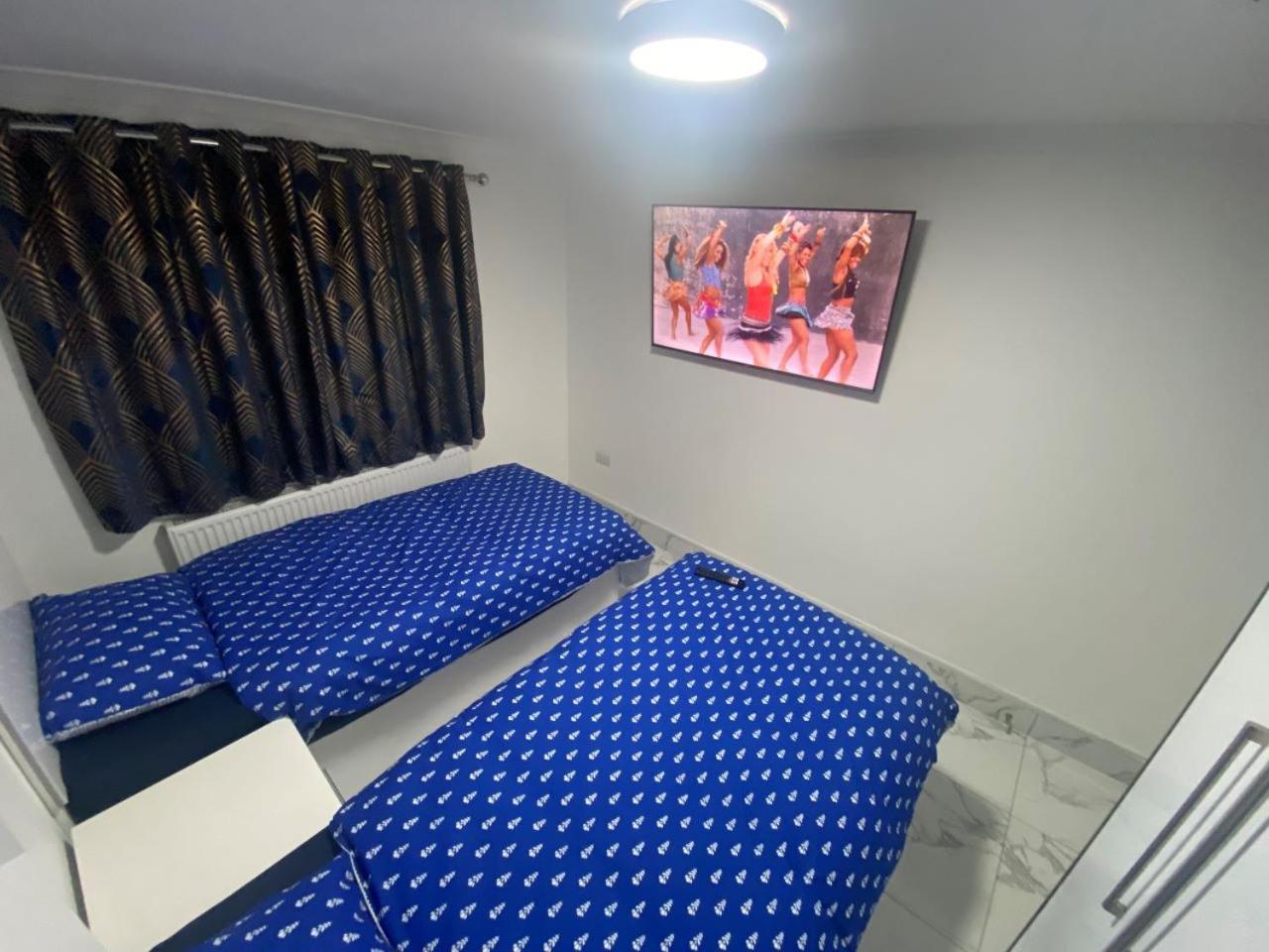 The Royal Boutique Oxford Lodge By London Sleep 6 헤이스 외부 사진