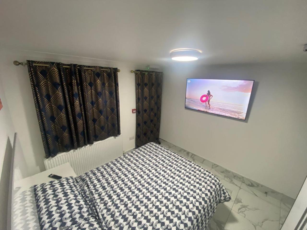 The Royal Boutique Oxford Lodge By London Sleep 6 헤이스 외부 사진