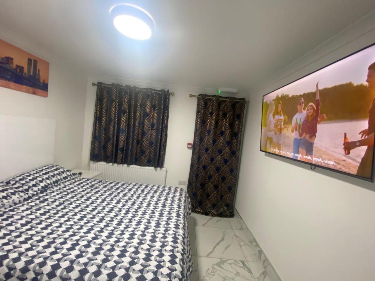 The Royal Boutique Oxford Lodge By London Sleep 6 헤이스 외부 사진