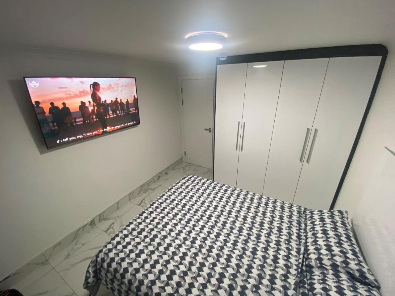 The Royal Boutique Oxford Lodge By London Sleep 6 헤이스 외부 사진