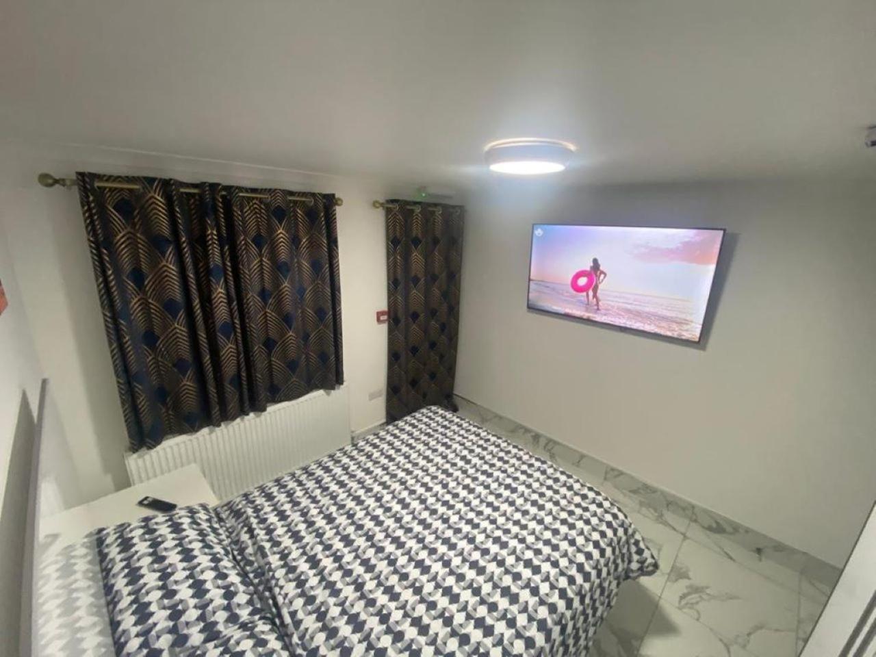 The Royal Boutique Oxford Lodge By London Sleep 6 헤이스 외부 사진